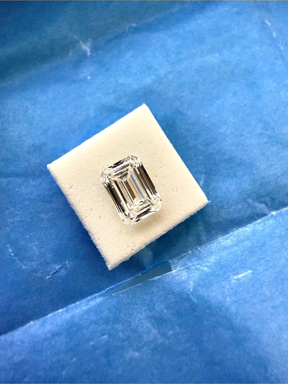 2.04 Carat Emerald Cut Loose Diamond Ring